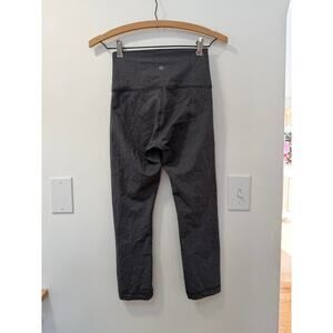 Lululemon Women Active Capri Crop Leggings Pants Size 4 Gray